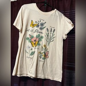 Light pink flower tee